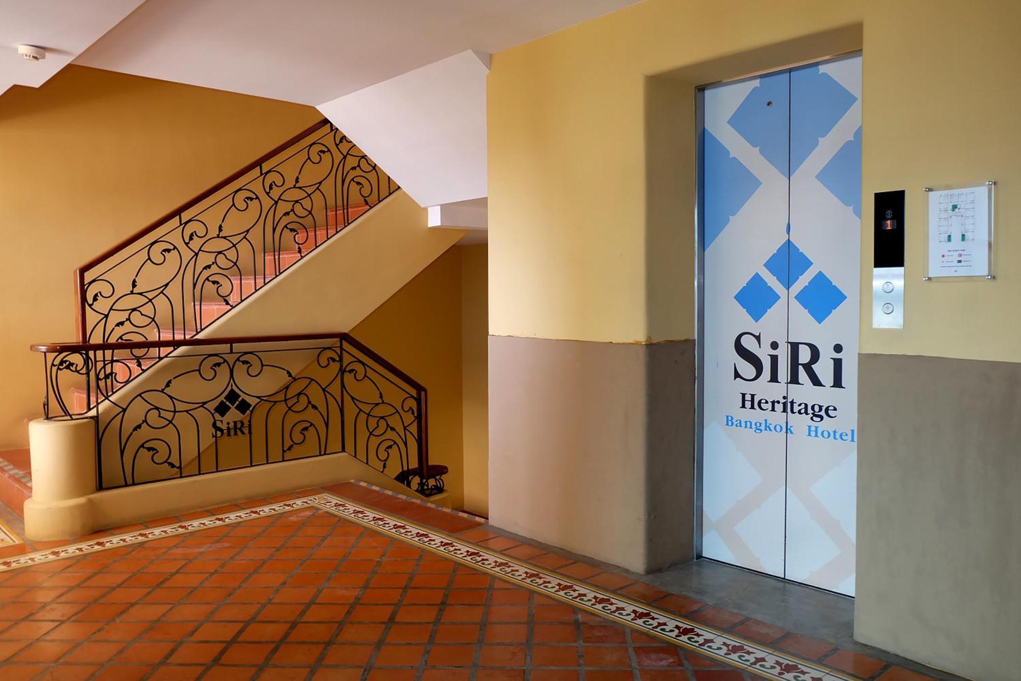 Siri Heritage Bangkok Hotel Exterior foto