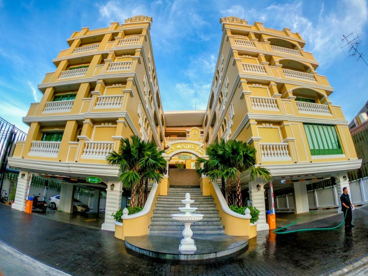 Siri Heritage Bangkok Hotel Exterior foto